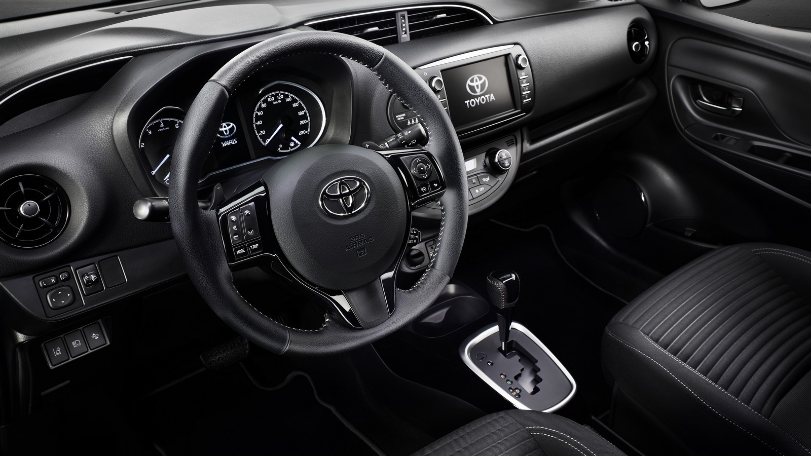 toyota-yaris-bitone-interieur-5-final-rgb_cr