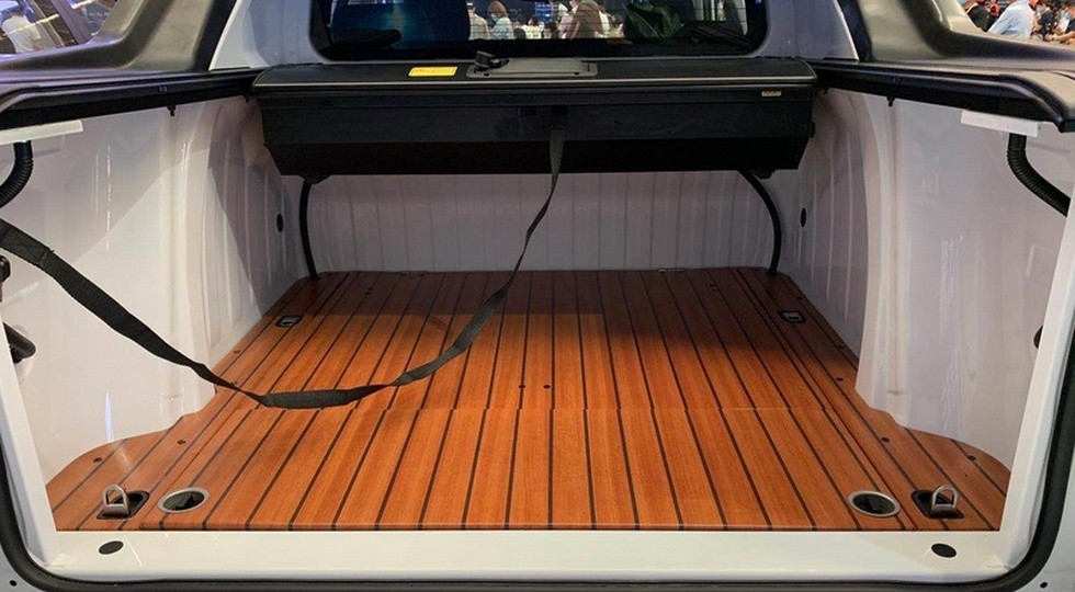 Из обновлённого Geely Atlas сделали пикап. Техника перешла с исходного кросса