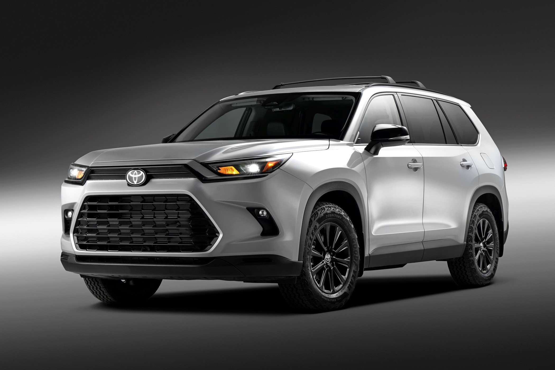 Семейный кроссовер Toyota Grand Highlander обзавёлся приключенческой версией Woodland