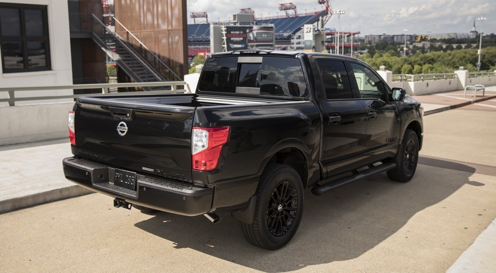 Nissan adds new TITAN and Frontier Midnight Edition models