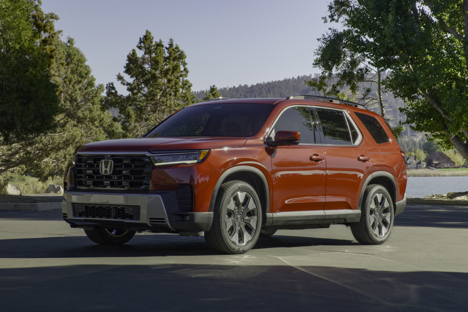 Honda может выпустить новый большой кроссовер, который окажется на ступень выше Pilot