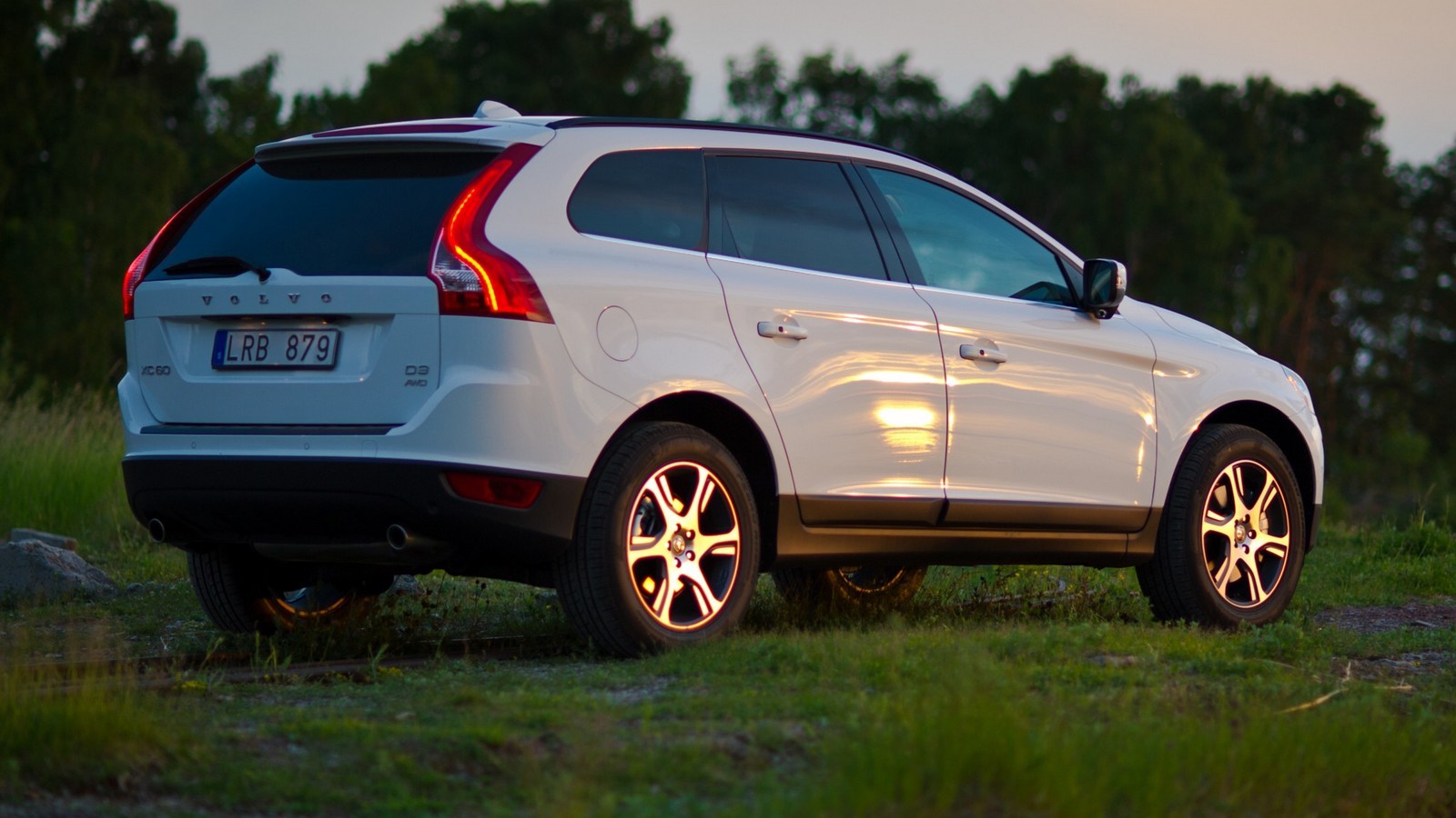 На фото: Volvo XC60 D3 '2009–13