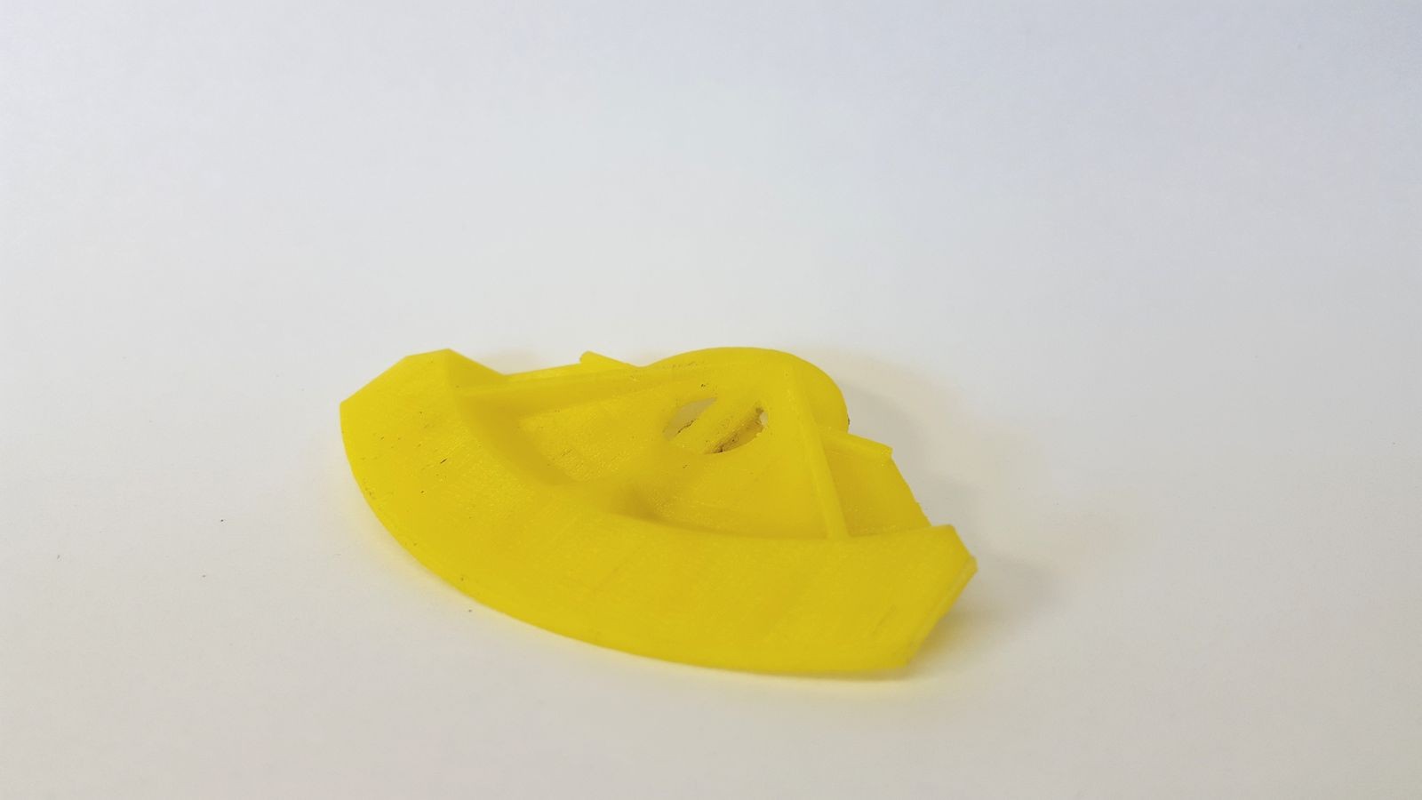 Втулки, крепеж и не только: что можно напечатать для машины на 3D-принтере