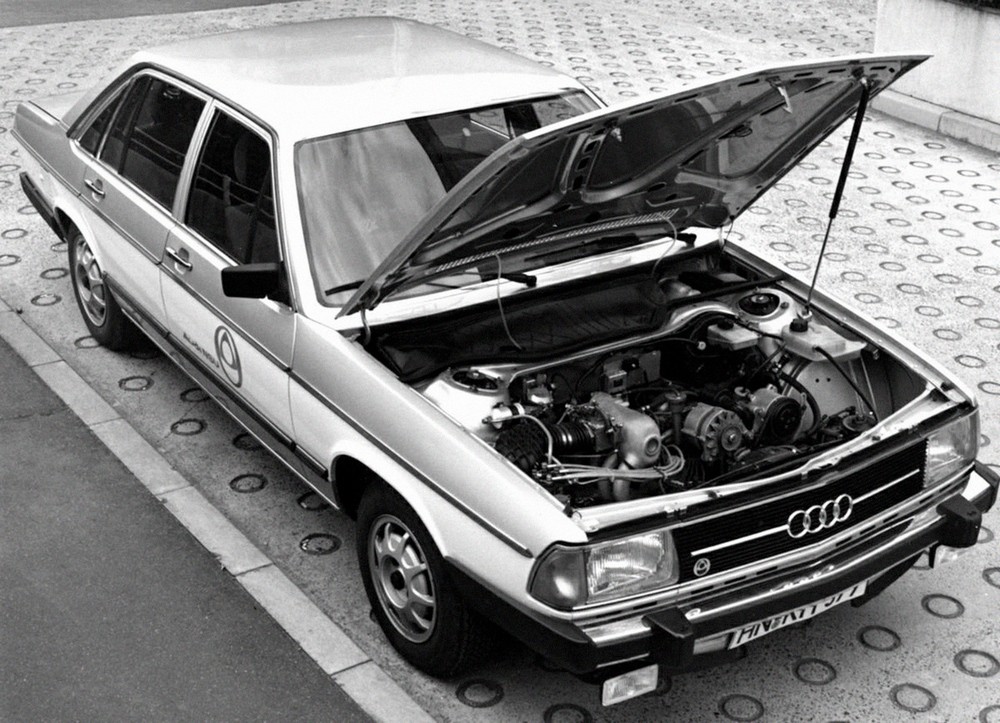 Сто на сорок один: сравниваем АЗЛК-2141 и Audi 100 C2
