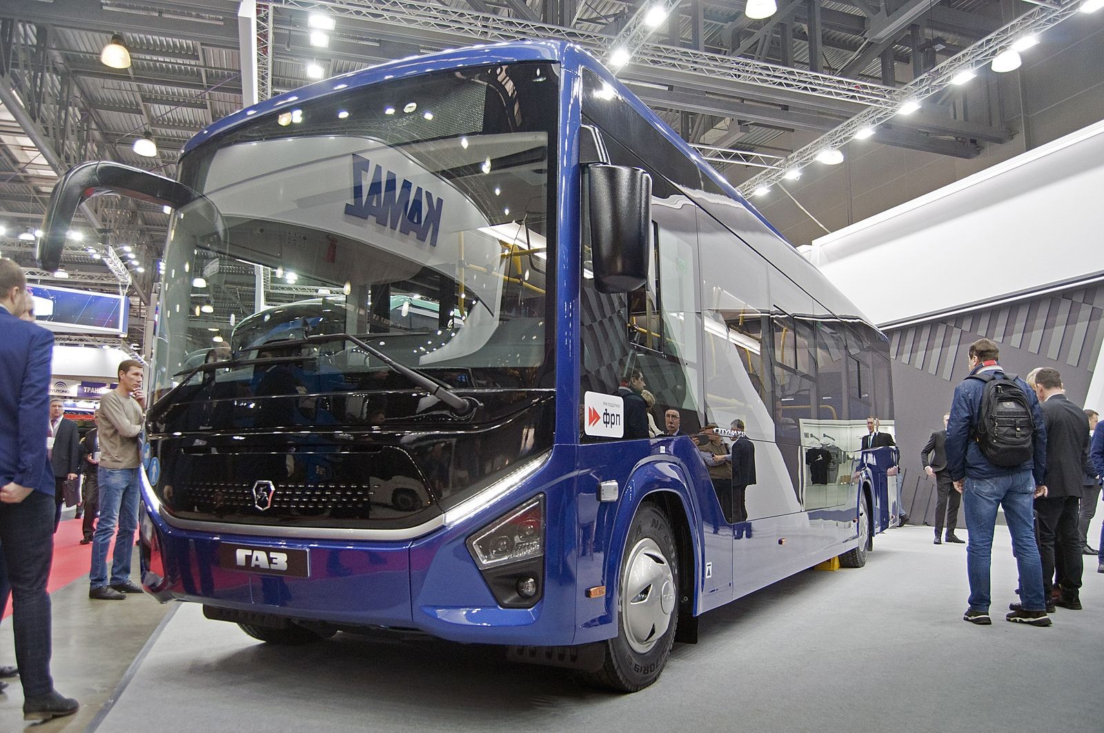 Большой и маленький: изучаем автобусы ГАЗель e-City и ГАЗ Citymax 9