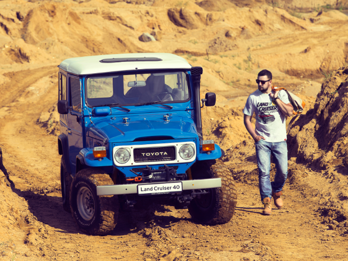 Toyota запускает в России премиальную линейку одежды и аксессуаров