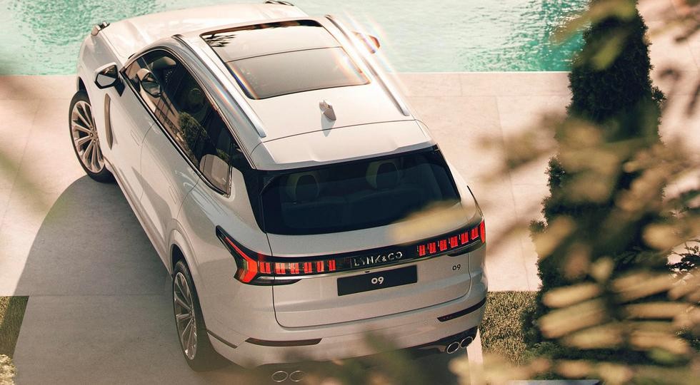 Засвечен салон Lynk & Co 09: без планшета, как у родственного Volvo XC90, но есть свои фишки