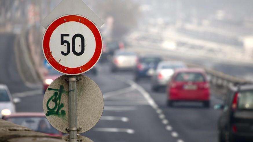 «Нештрафуемый порог» превышения скорости предложили снизить до 5 км/ч, а штрафы могут повысить