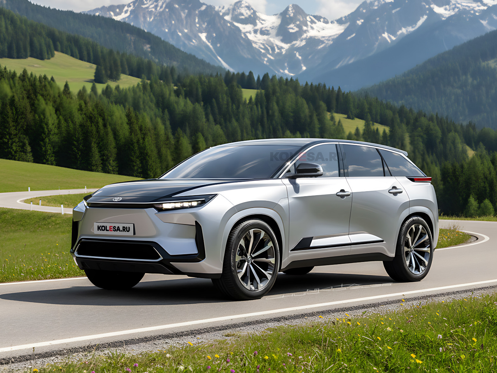 Новый трёхрядный кроссовер Toyota: первые изображения