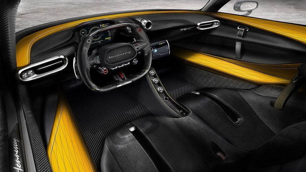 Интерьер Hennessey Venom F5