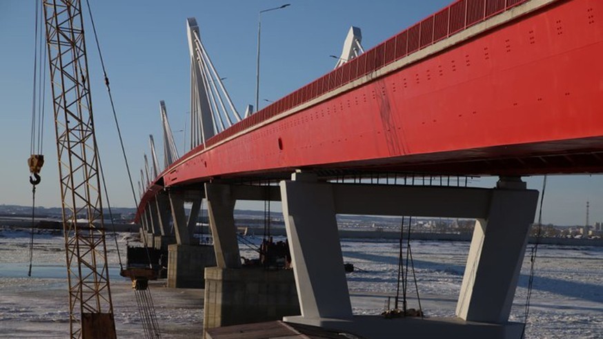 Автомобильный мост из России в Китай достроили, но для легковых машин откроют в 2021 году