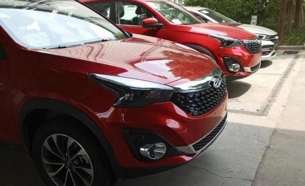 На фото: обновленный Chery Tiggo 7
