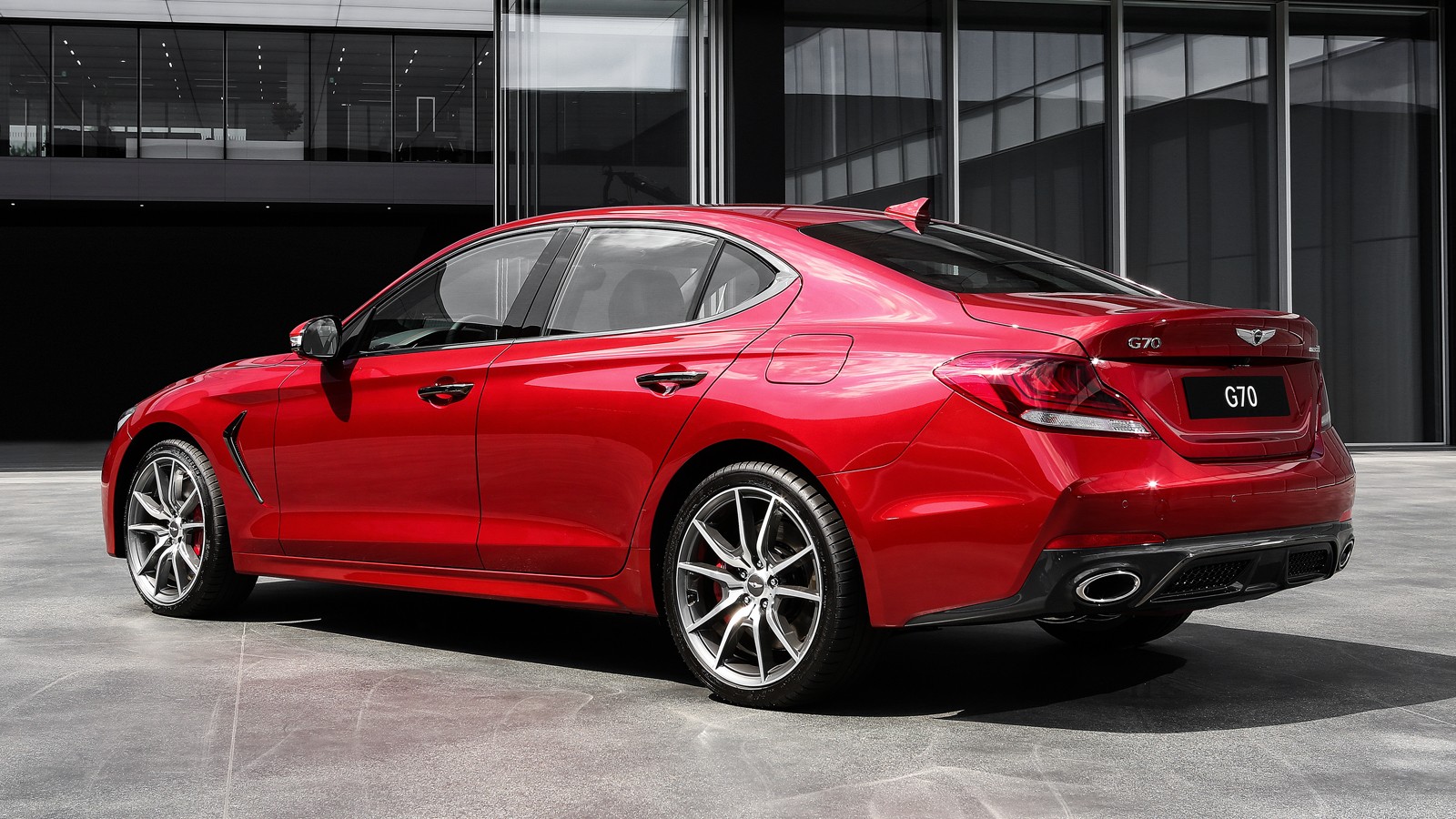 Новый универсал Genesis G70: первые изображения