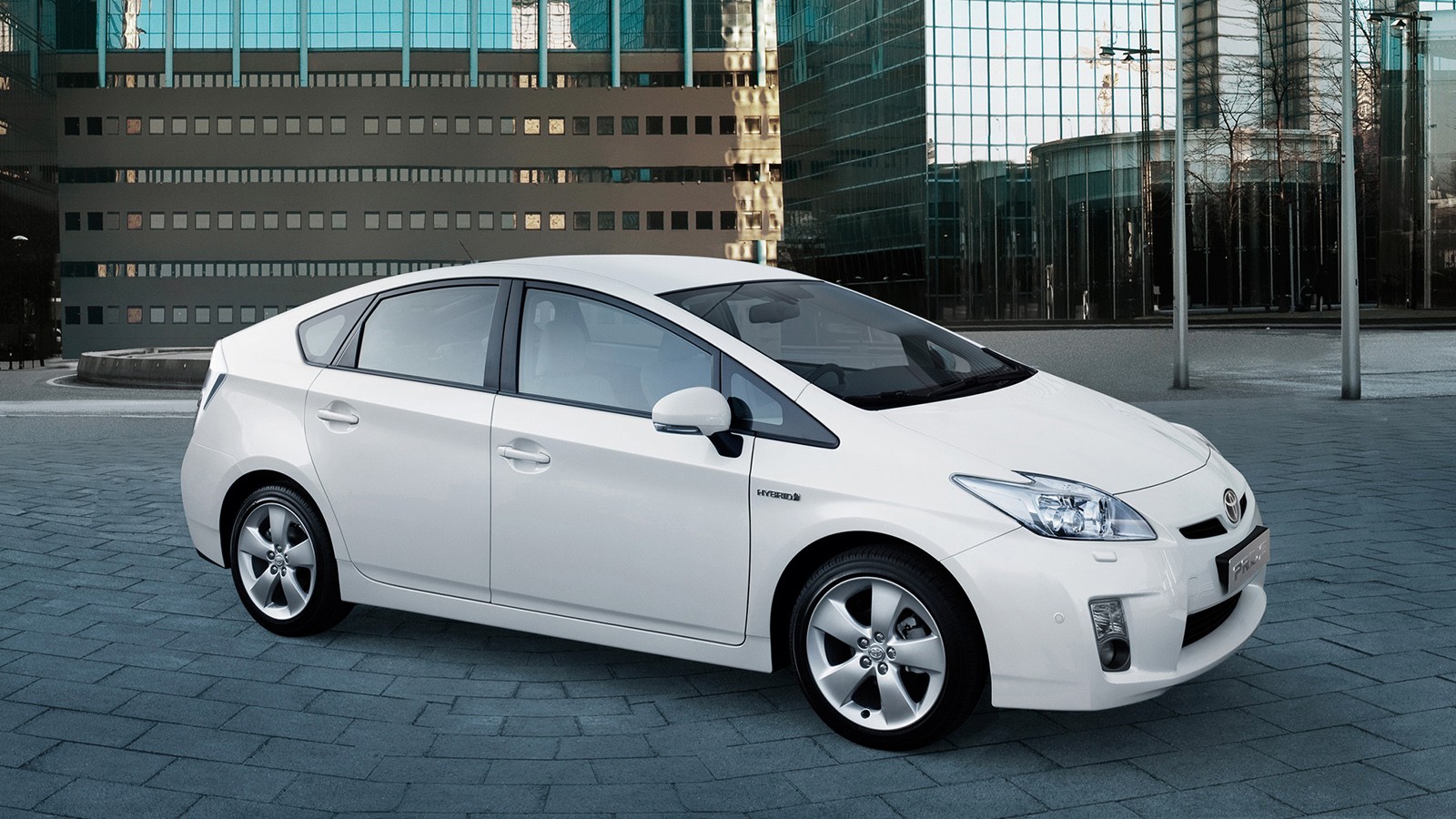 На фото: Toyota Prius