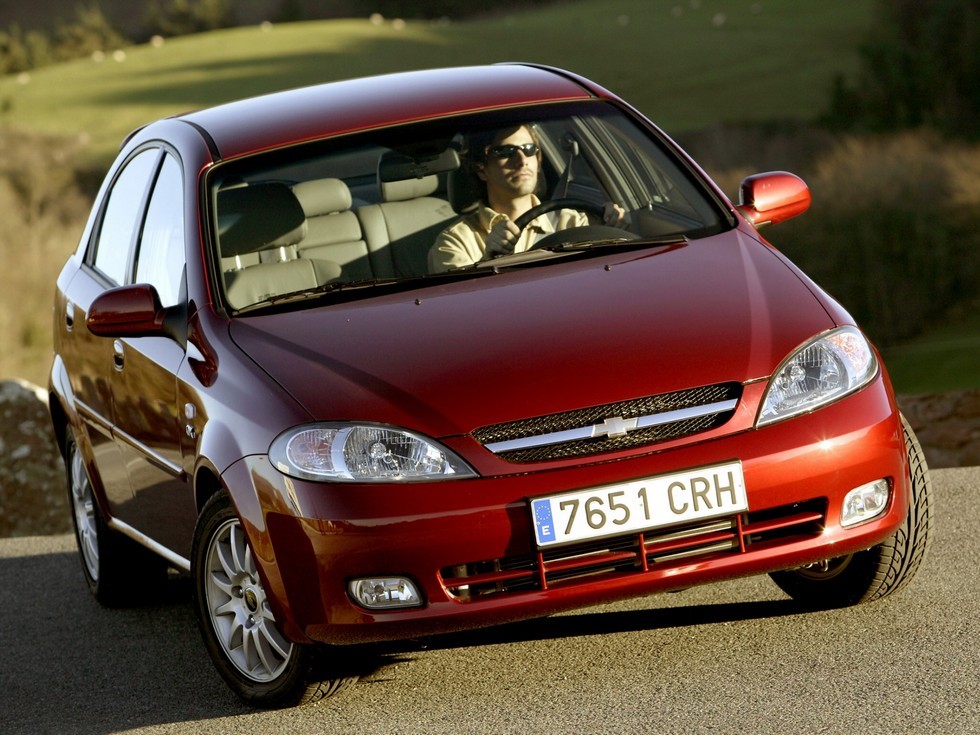 Chevrolet Lacetti Hatchback CDX EU-spec '2004–13