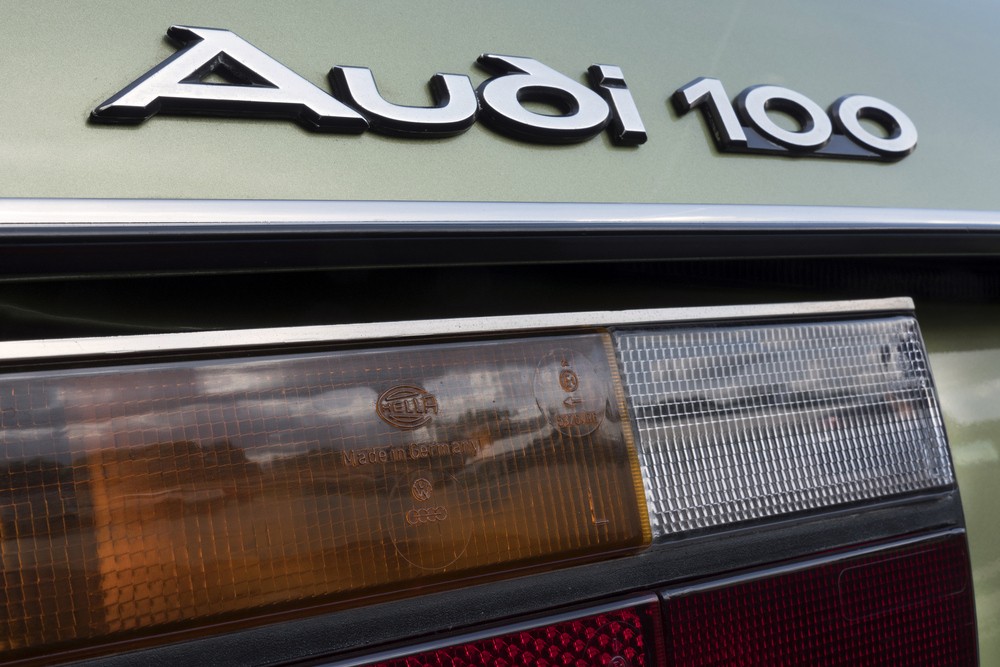 Сто на сорок один: сравниваем АЗЛК-2141 и Audi 100 C2