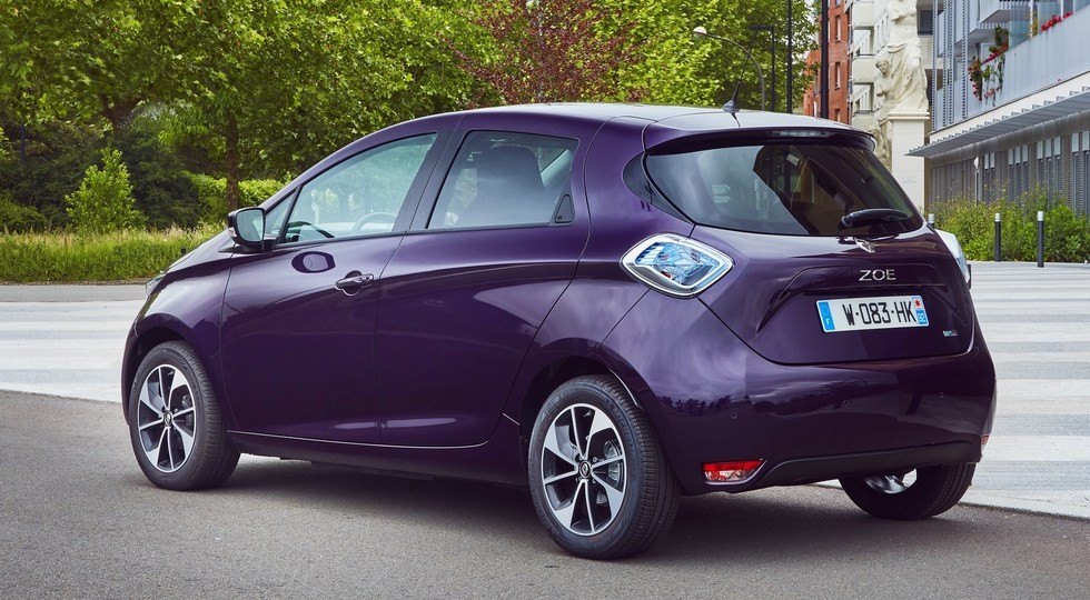 На фото: Renault Zoe, актуальная версия