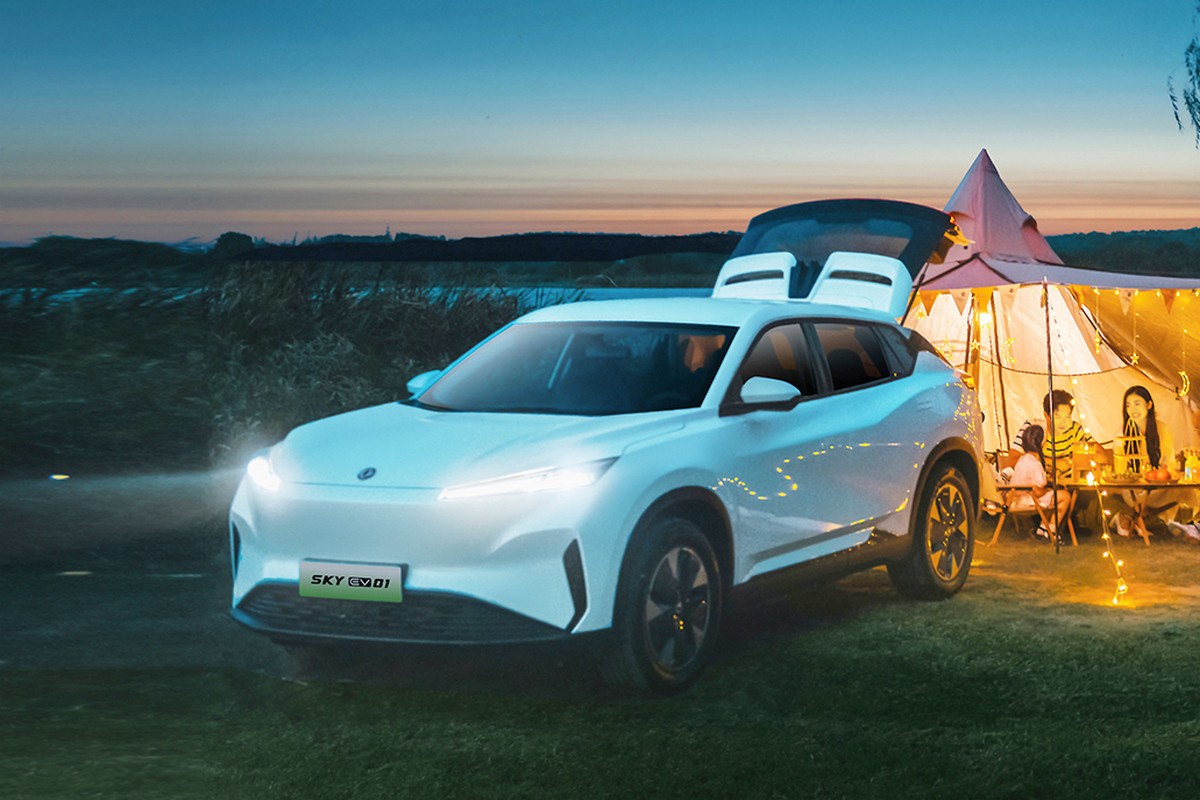 Расширена гамма кроссовера Dongfeng Aeolus Mage, который обещан России