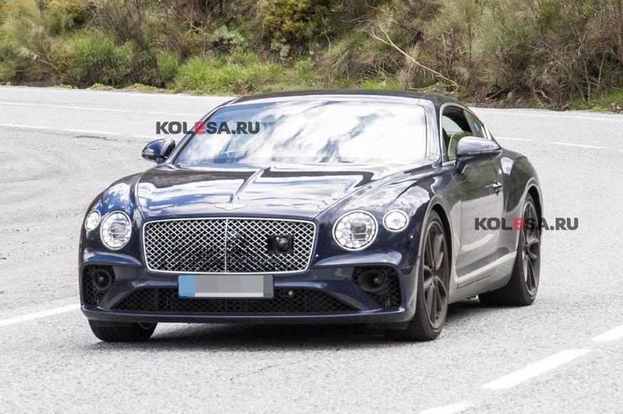 Bentley продолжает разработку Continental GT PHEV: купе проехалось на камеру