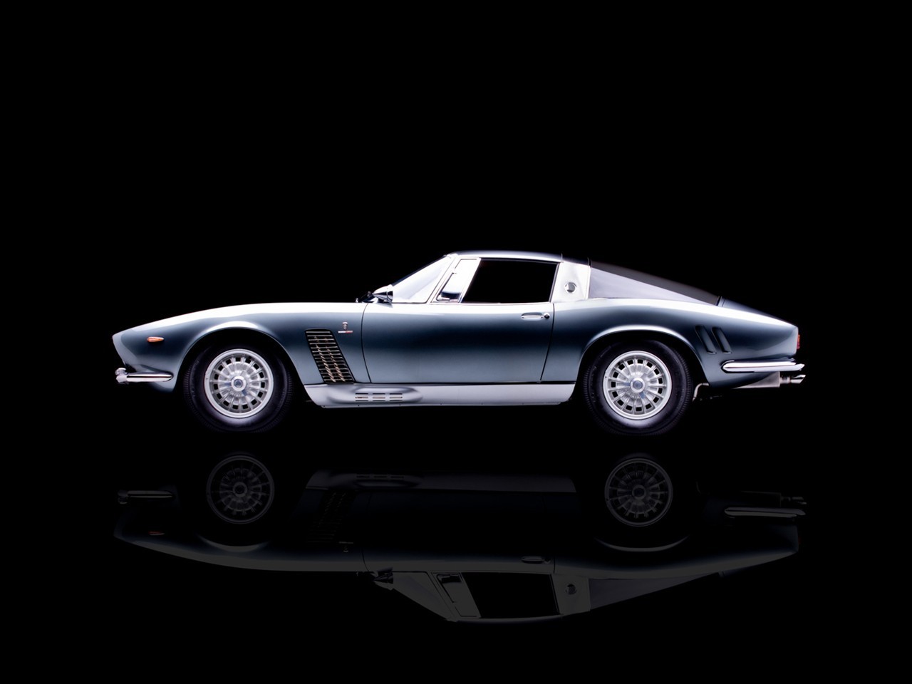 Источники вдохновения: Iso Grifo 90 и его уникальные черты