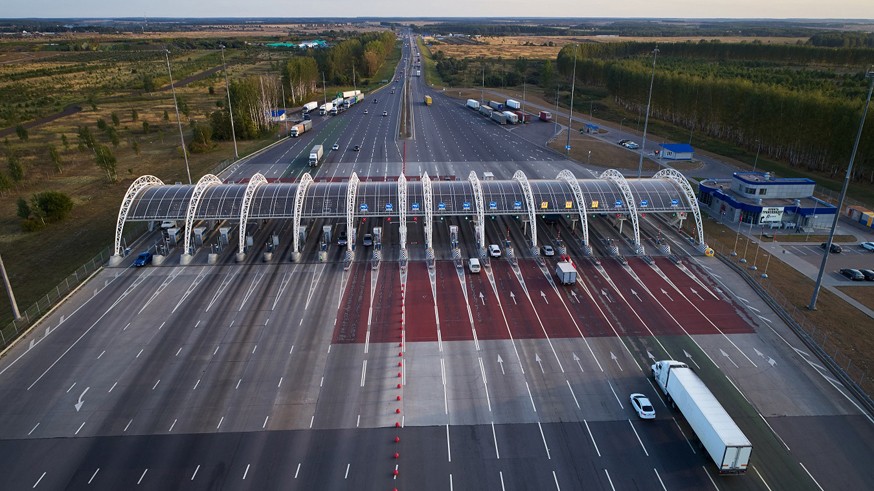 Платную дорогу от Москвы до Владивостока не построят: вряд ли на неё будет спрос