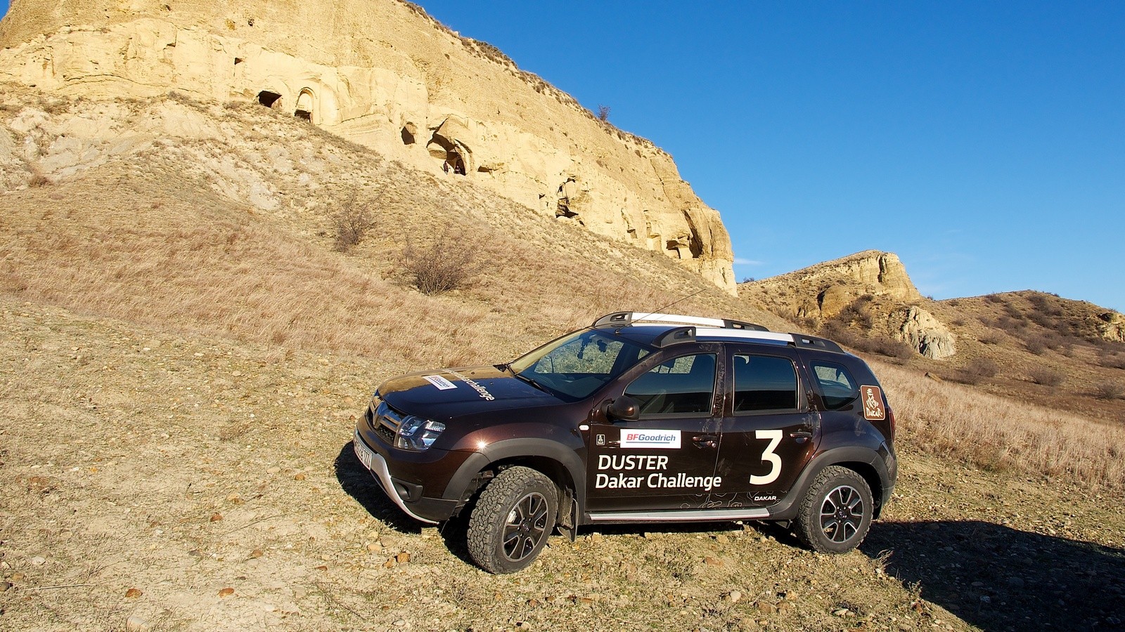 Бокал кахетинского: тест-драйв Renault Duster Dakar - КОЛЕСА.ру ...