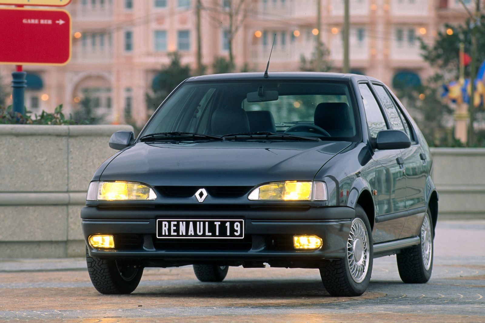 Renault 19 '1992–1996