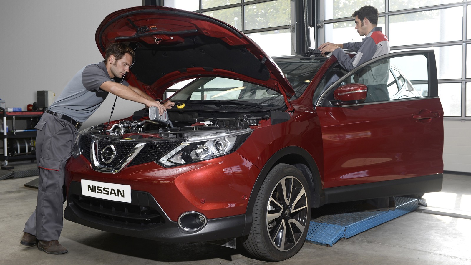 426165813_Nissan