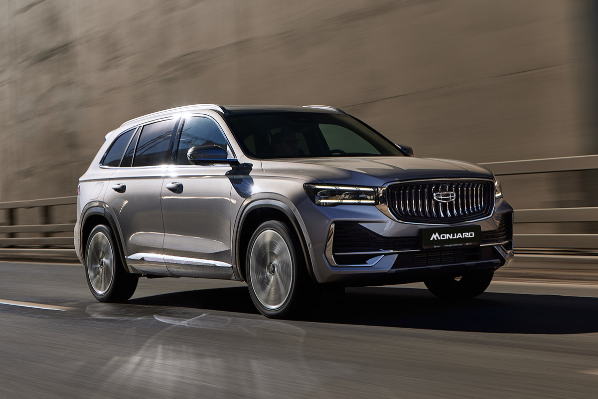 Geely обновила базовую версию кроссовера Monjaro в РФ, цена известна