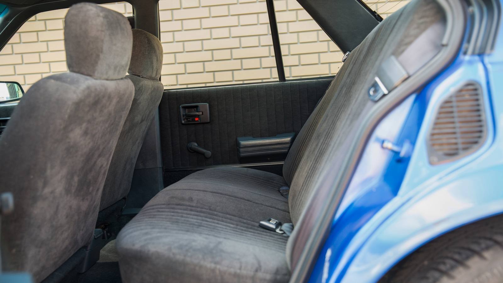 Сто тысяч рублей и 34 тысячи километров: опыт владения Pontiac Sunbird 1994 года