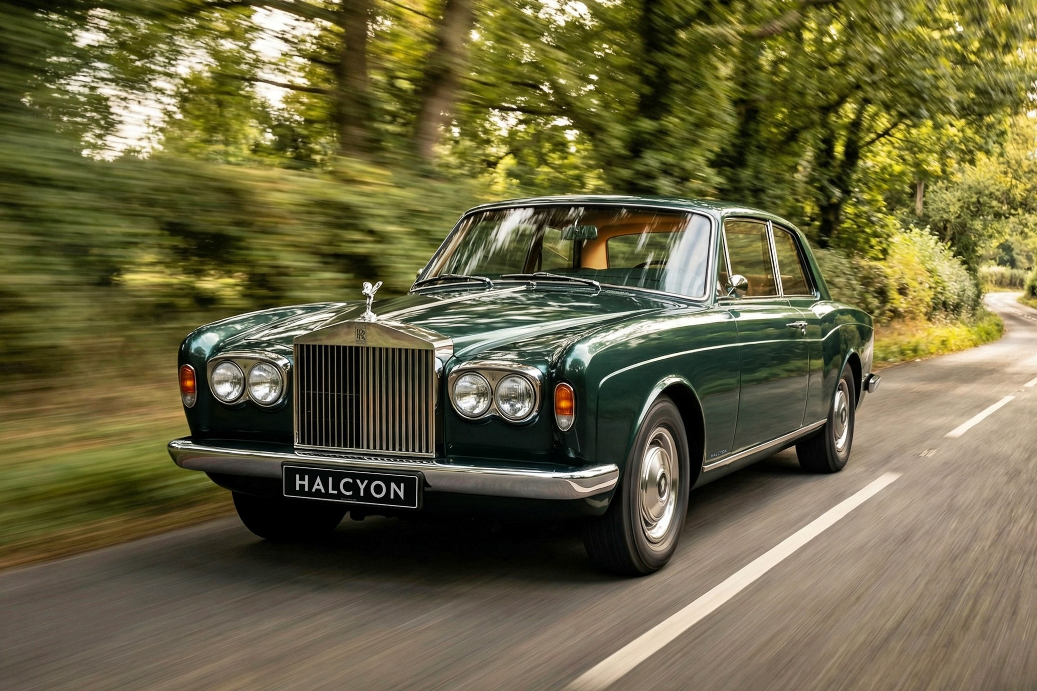 Рестомод Halcyon Great Eight на базе Rolls-Royce Corniche в стиле викторианской Англии