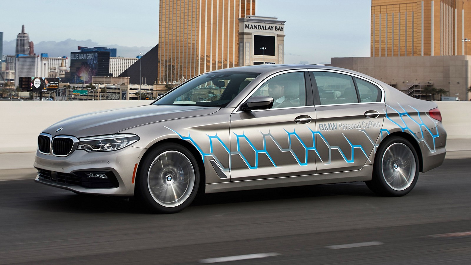 Прототип беспилотного BMW на базе седана пятой серии