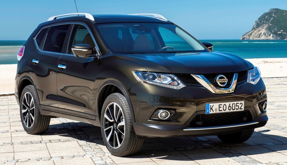 На фото: Nissan X-Trail