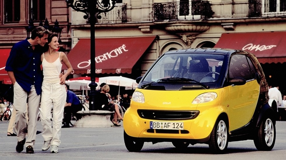 На фото: Smart City Coupe. Германия/Швейцария, 1998