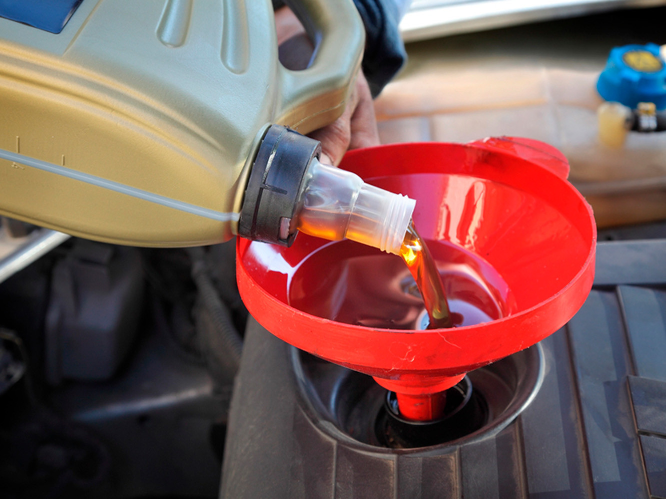 ЛУКОЙЛ стал победителем премии «Бренд года» в категории моторных масел