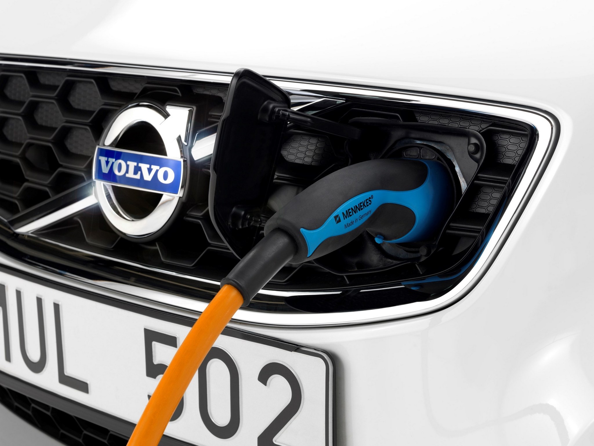 Volvo сможет бросить вызов Tesla в 2019 году