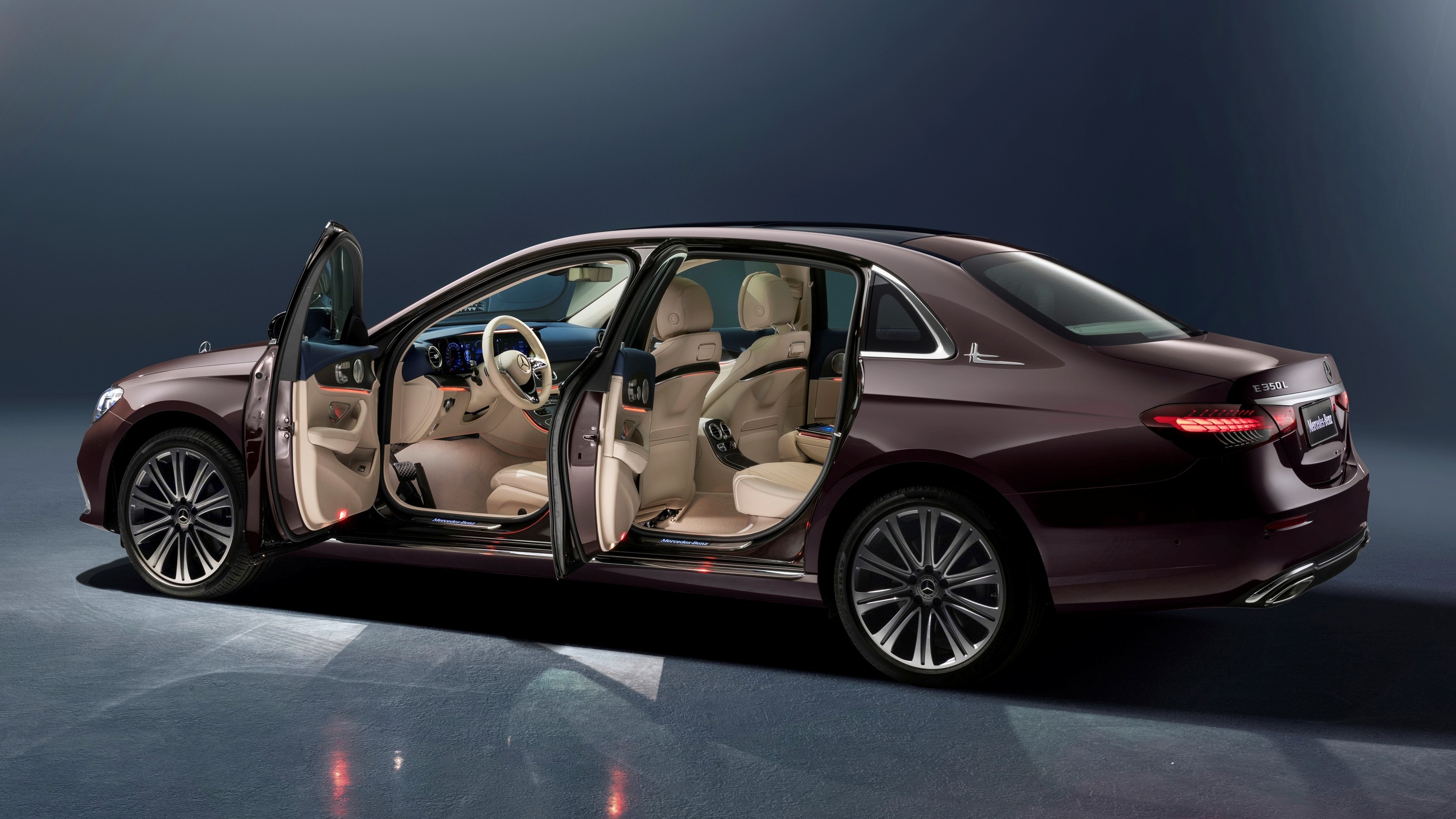 Обновлённый Mercedes-Benz E-Class L: простор как у Майбаха, но с 1,5-литровым мотором