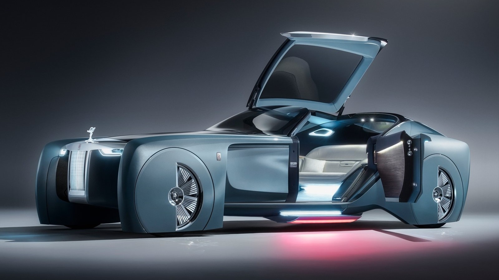 Rolls-Royce Silent Shadow: первый серийный электромобиль марки породнится с BMW i7