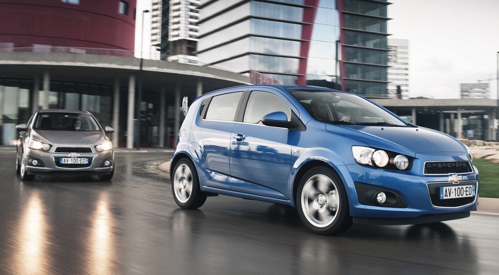 На фото: Chevrolet Aveo