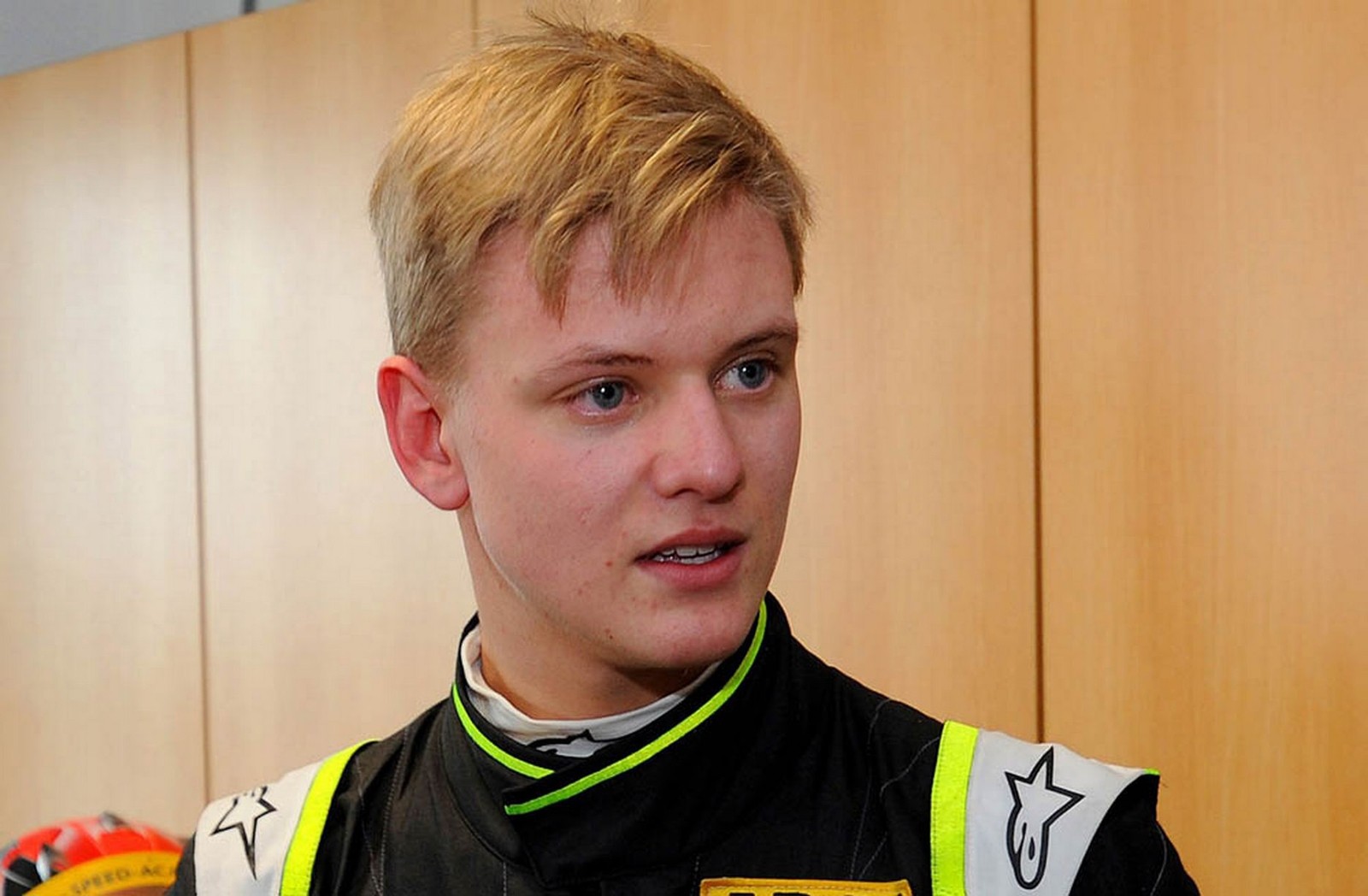 Мик Шумахер примет участие в финале серии MRF Challenge