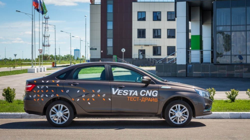 lada vesta cng