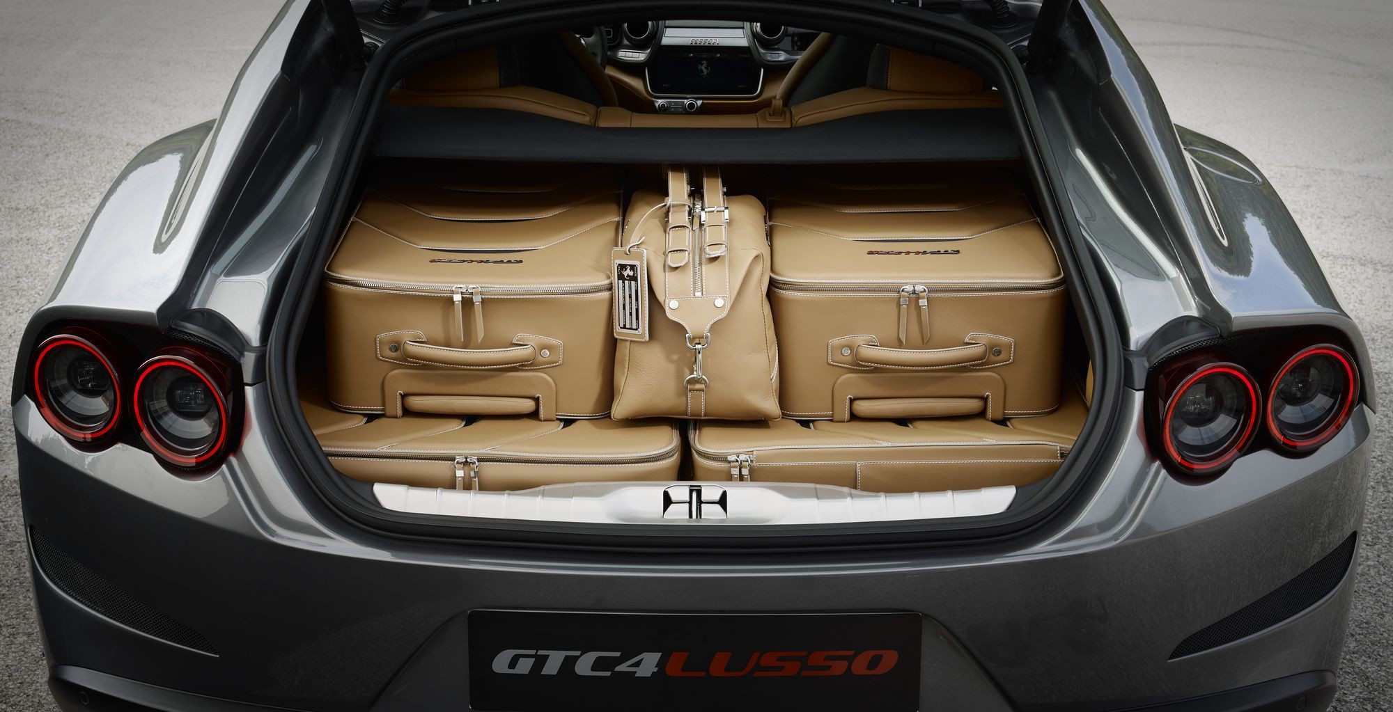 Ferrari без полного привода: модель GTC4Lusso отправлена в отставку