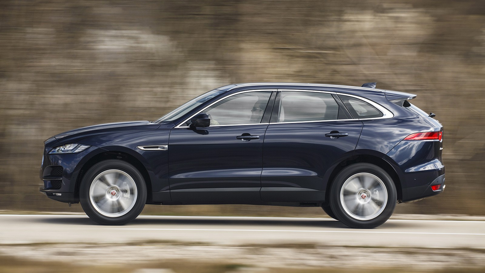 jagfpace30tdv6portfolioimage15021735