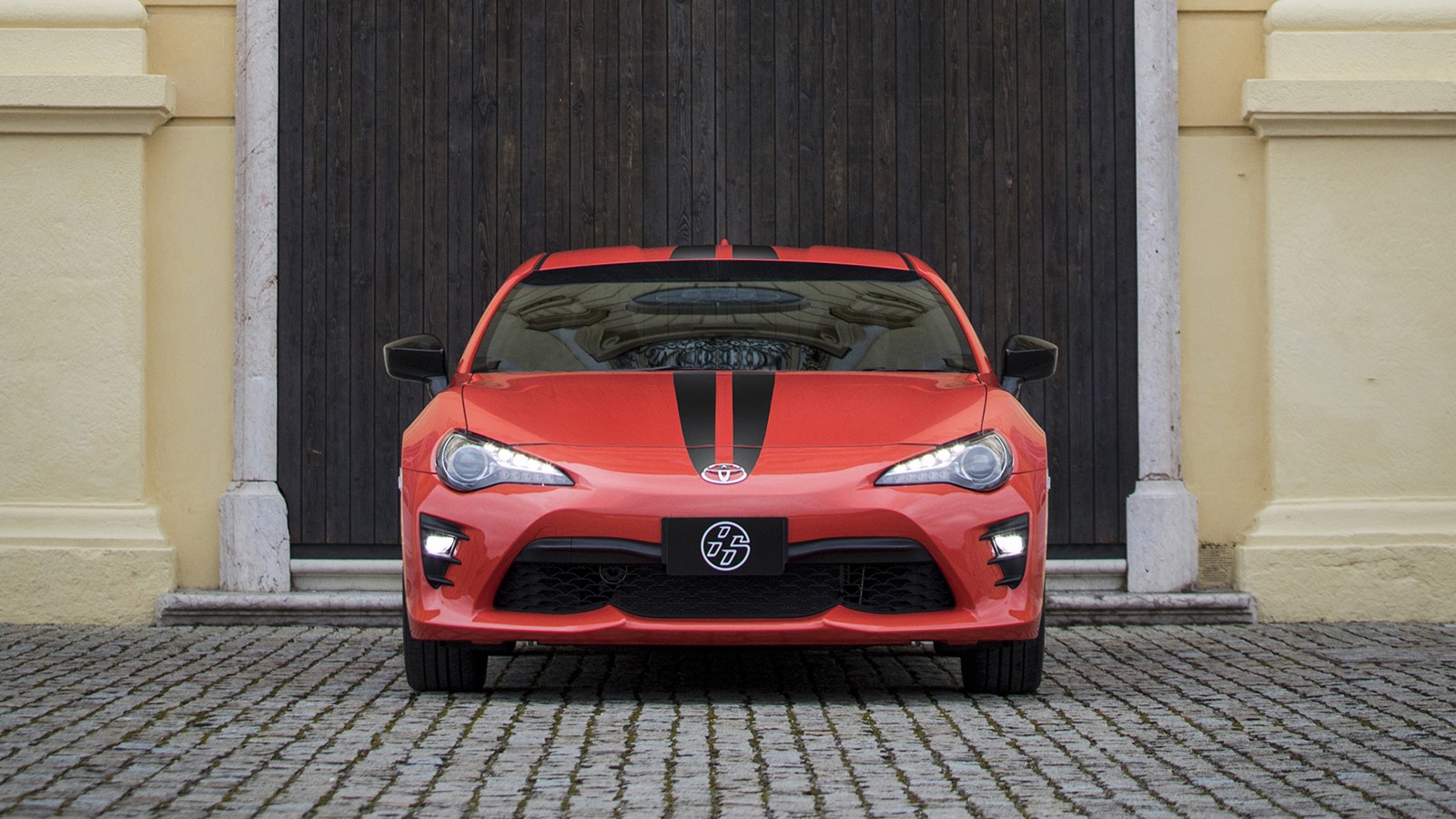 2017_Toyota_86_860_Special_Edition_04_A19195FFF604E48DE2118C6E2C005D4B23EF5D4C
