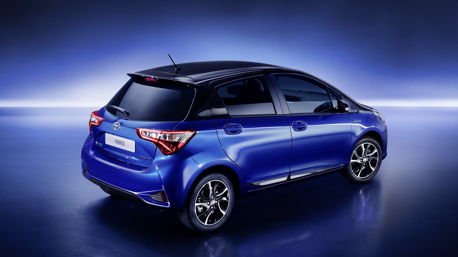 toyota-yaris-bitone-4-final-rgb_cr