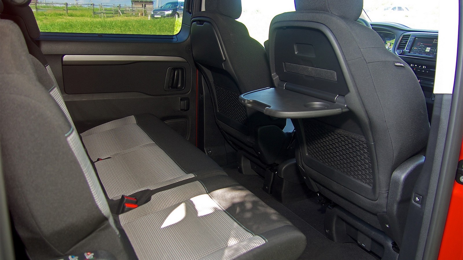 Space_Tourer_27