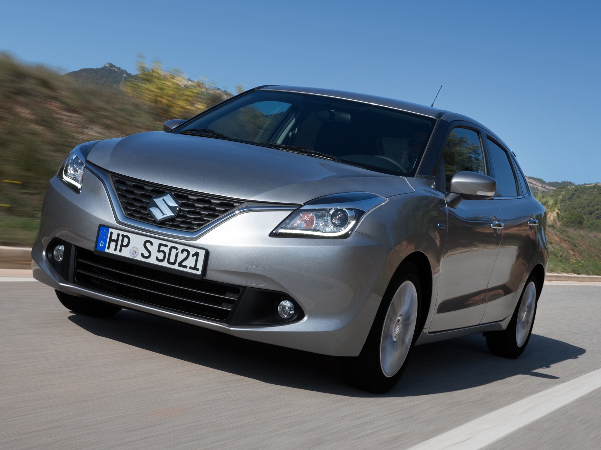 Suzuki baleno. Сузуки Балено 2015. Suzuki Baleno фото. סוזוקי Baleno. Сузуки универсал 2015.