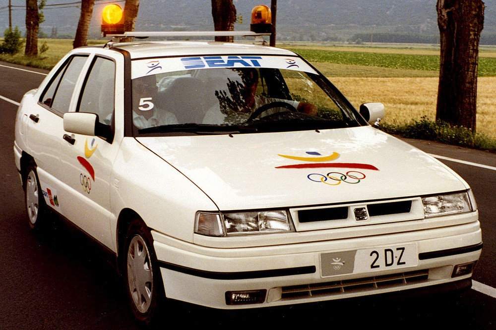 Сто на сорок один: сравниваем АЗЛК-2141 и Audi 100 C2