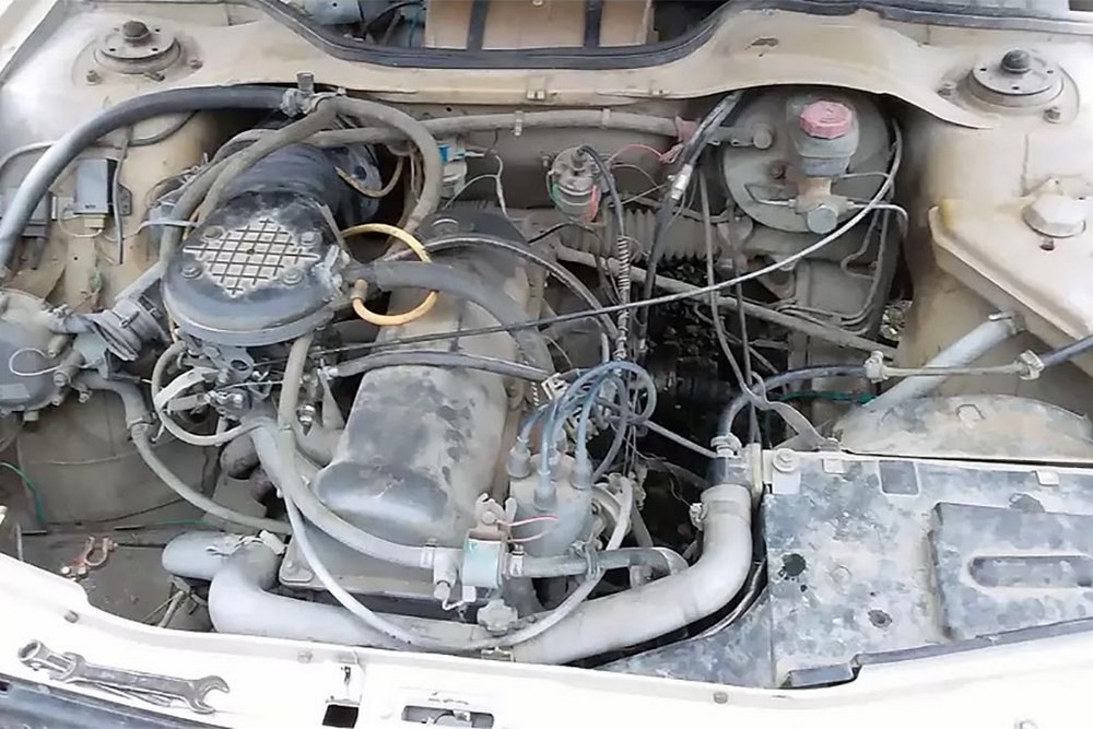 Сто на сорок один: сравниваем АЗЛК-2141 и Audi 100 C2
