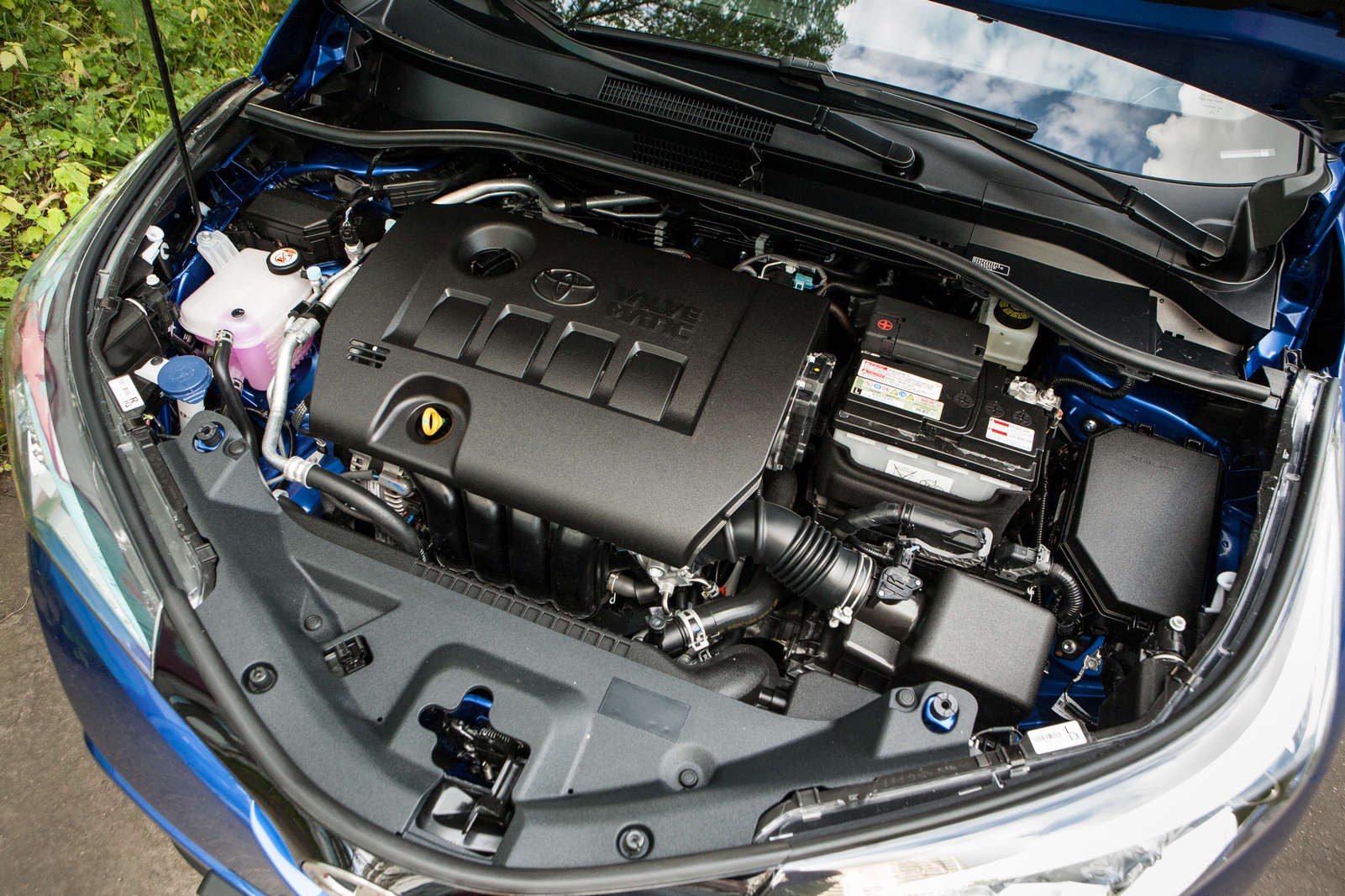 Toyota C-HR двигатель